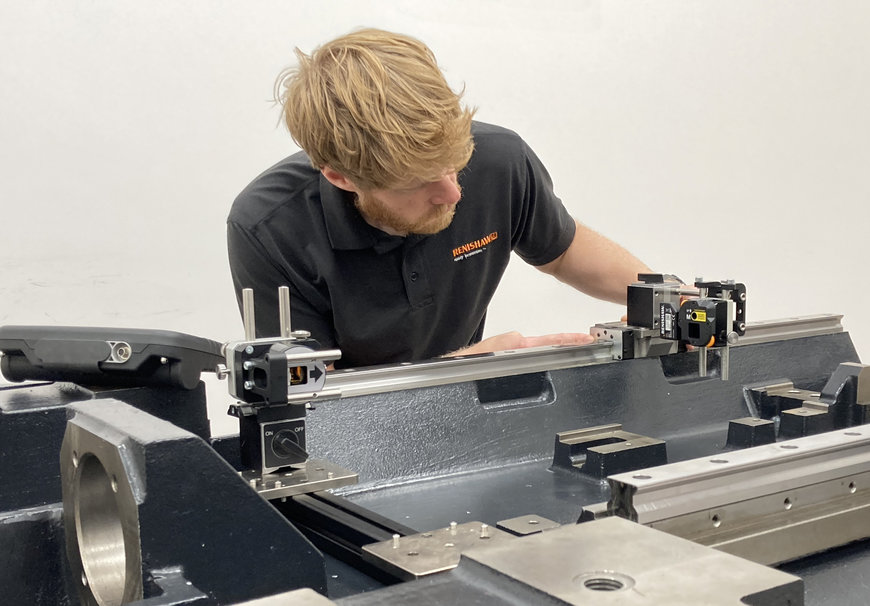 Précision de mesure du parallélisme améliorée avec le système laser d'alignement XK10 pour les fabricants de machines-outils